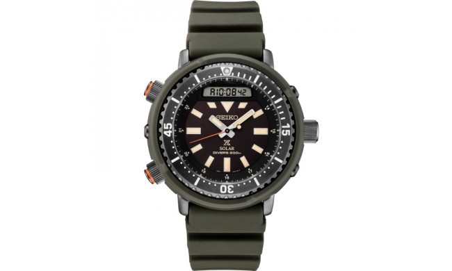 Seiko Modern Interpretation of the 1982 Hybrid Divers Watch