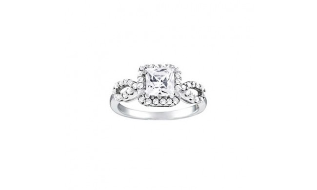 Overnight 18k White Gold Diamond Engagement Ring